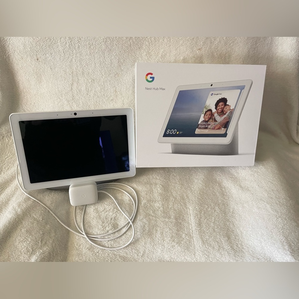 Google nest hub max 10” screen